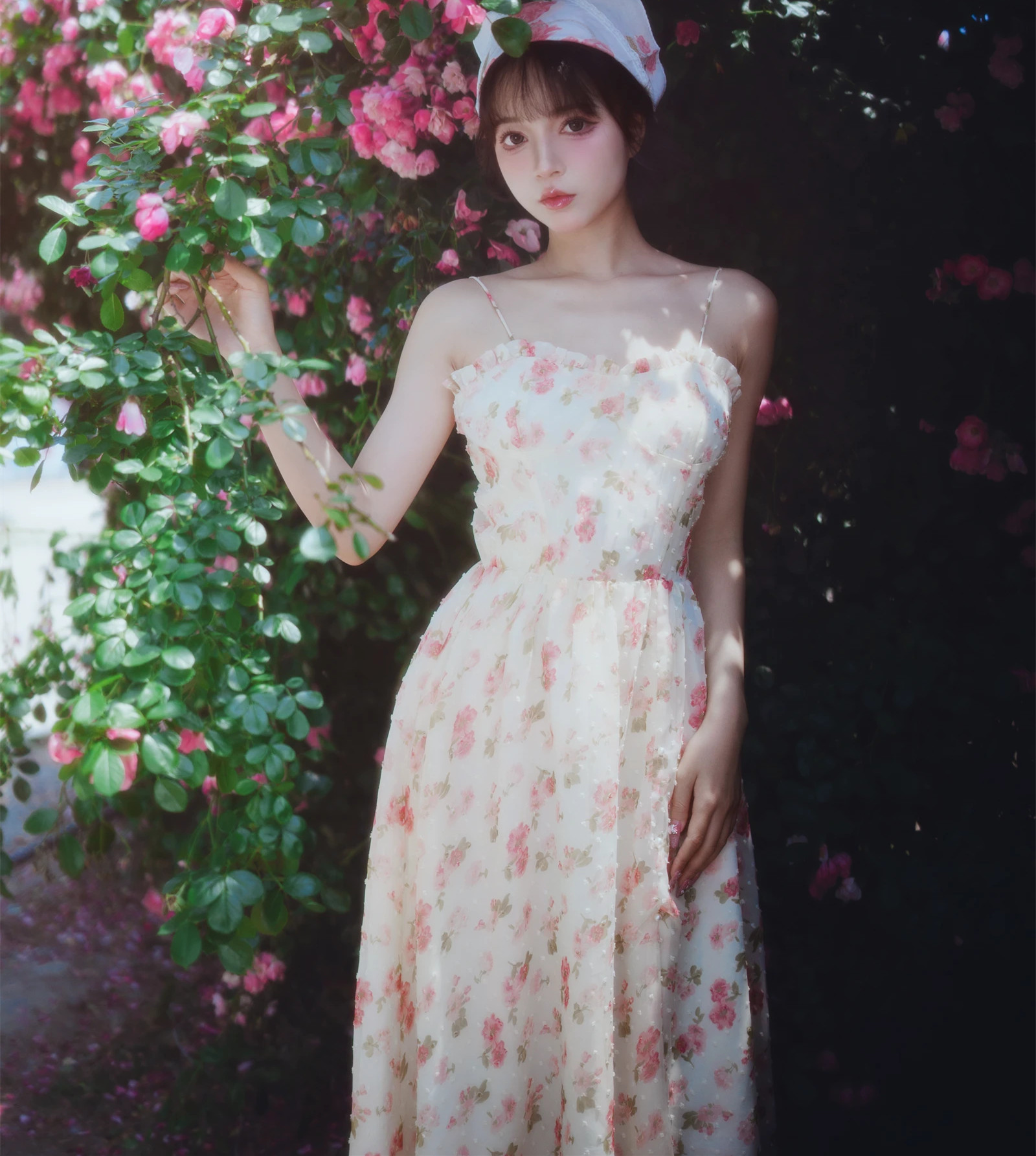 View - YITUYU 艺图语 - Art Language  2024.07.10 生如夏花 思宁KT